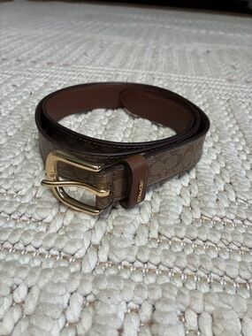 Authentic Coach Brown Signature Canvas Belt with Gold Buckle